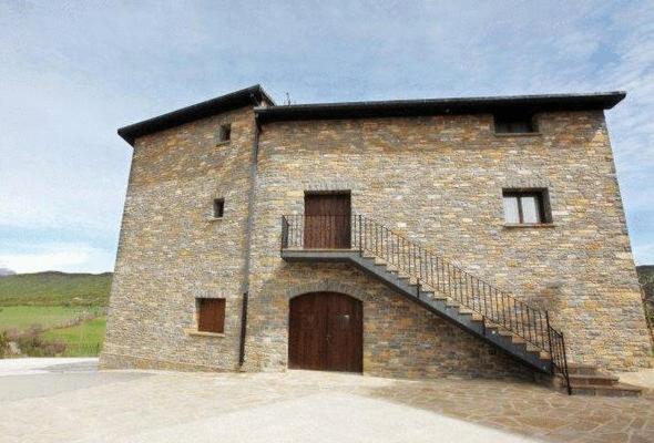 Apartamentos Pirineos Ordesa El Pueyo de Araguas Exterior photo